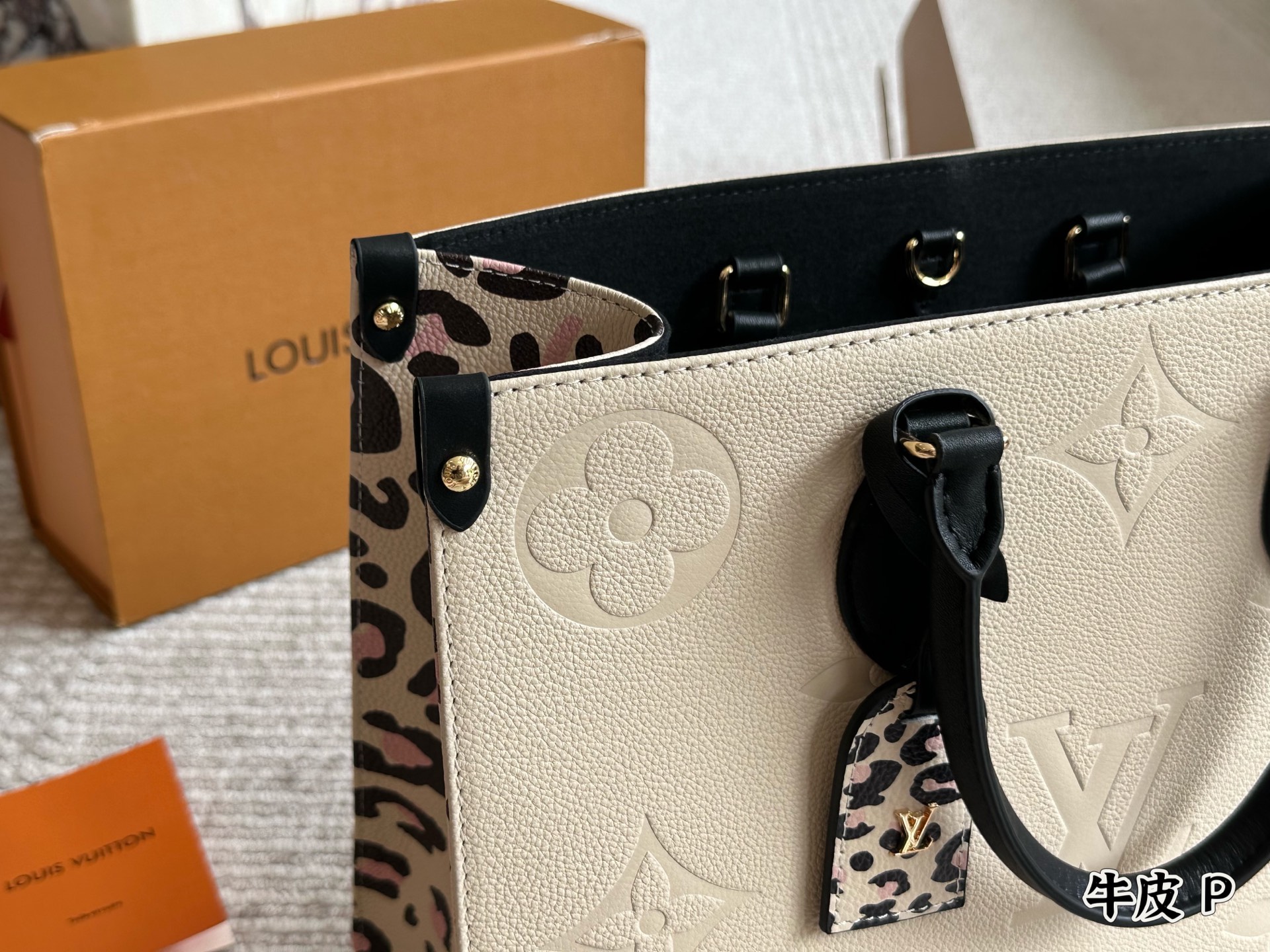 Louis Vuitton Onthego MM Caramel Leopard Wild at Heart Monogram Empreinte Leather
