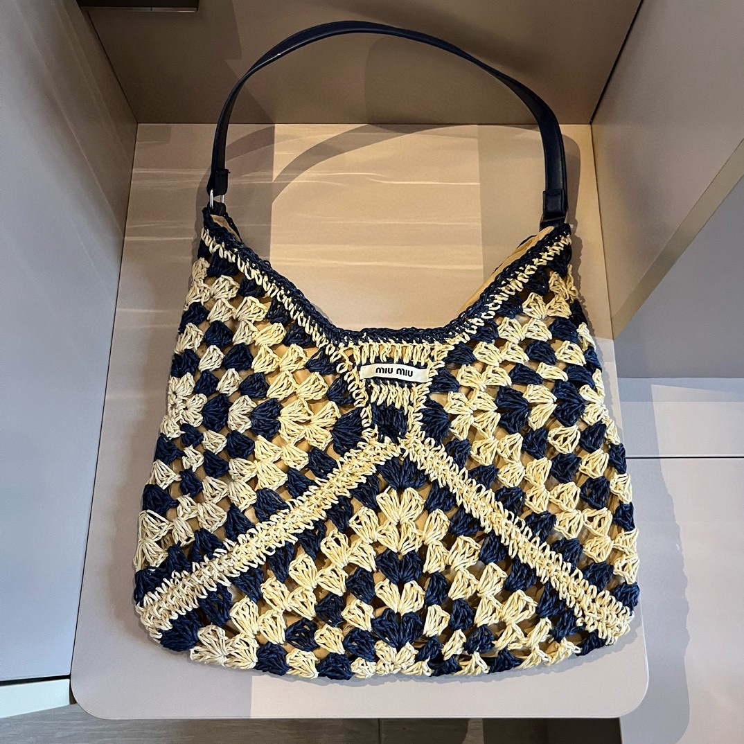 Miu Miu-straw bag