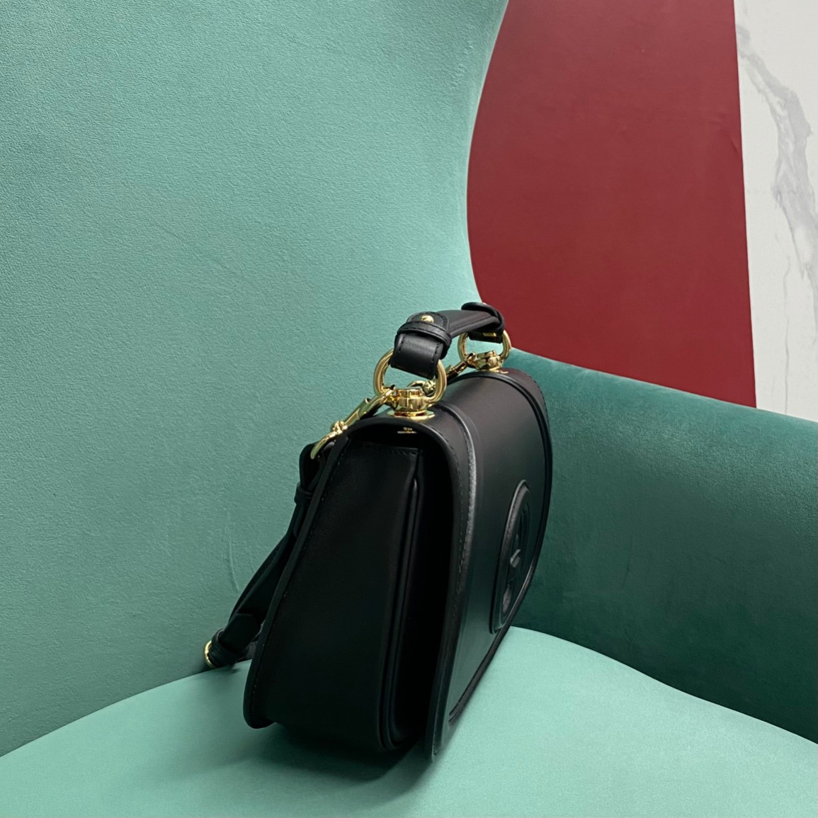 Gucci Blondie medium top handle bag