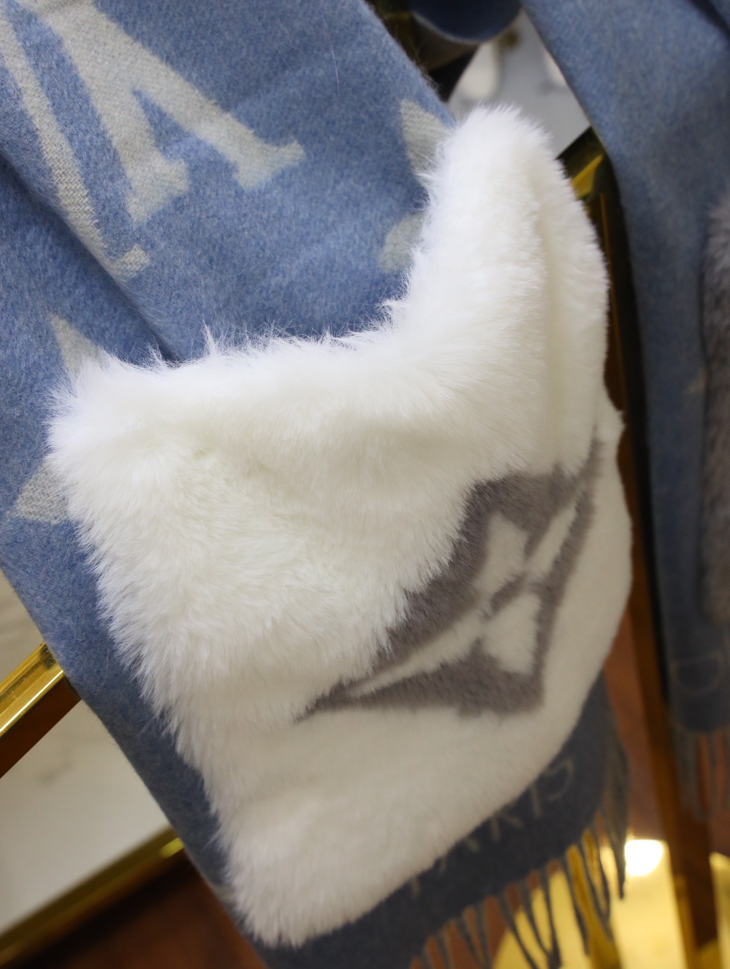 LV-Cold Reykjavik -M76342