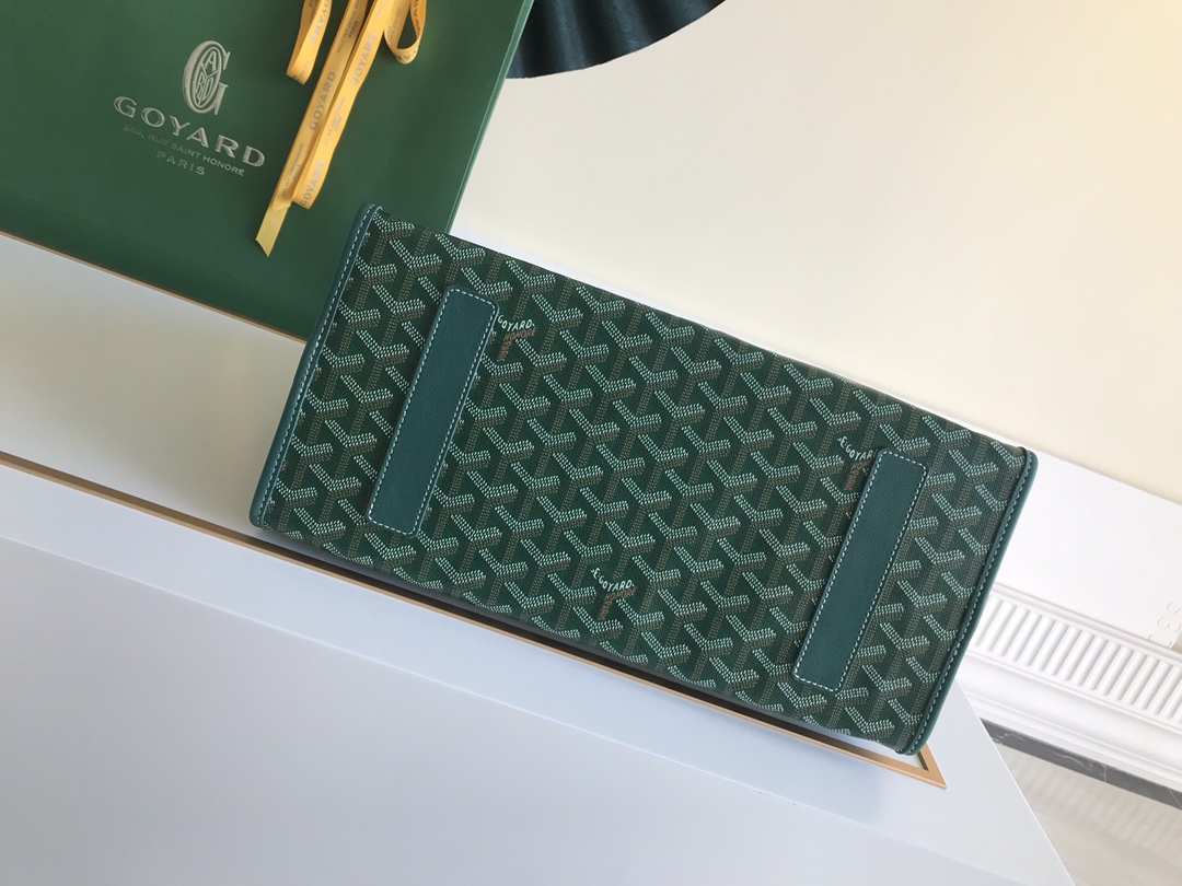 Goyard Saint Léger Bag