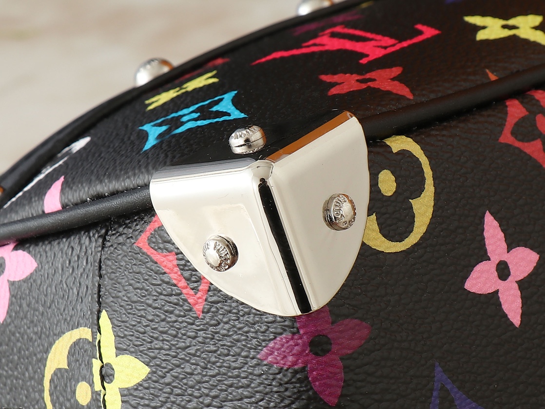 LV-M13084 LV x TM Handbag East West