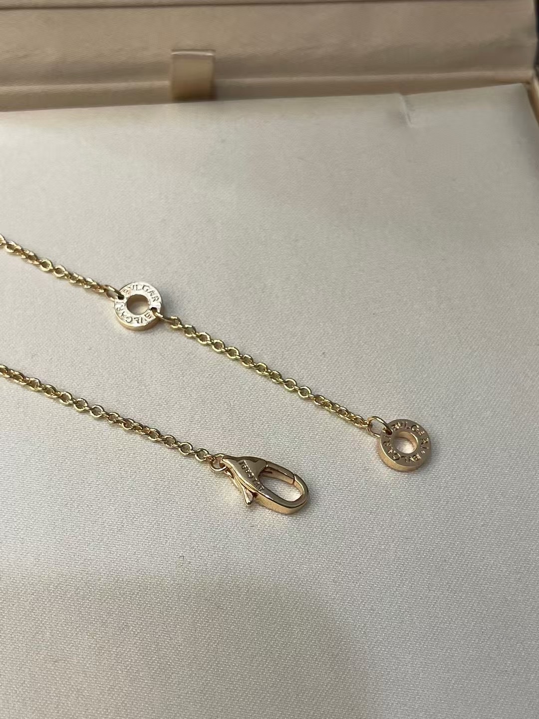 Bvlgari DIVAS’ DREAM Serpentine Bone Set