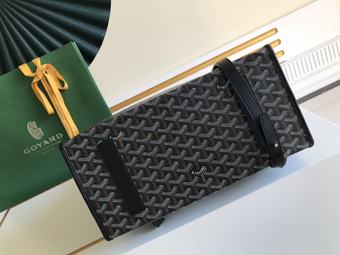 Goyard Saint Léger Bag