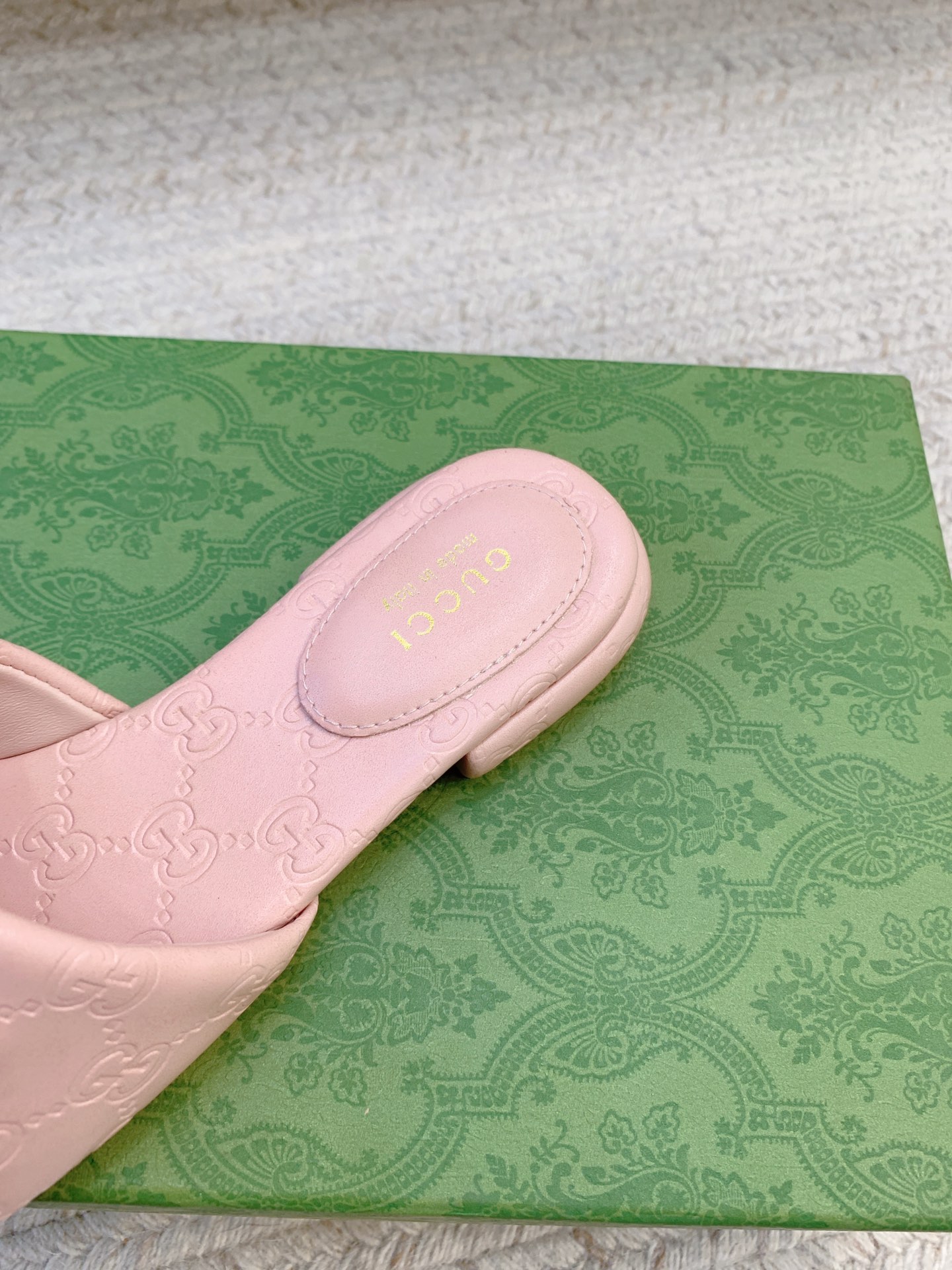 GUCCI Matte-Textured GG Slide Sandals