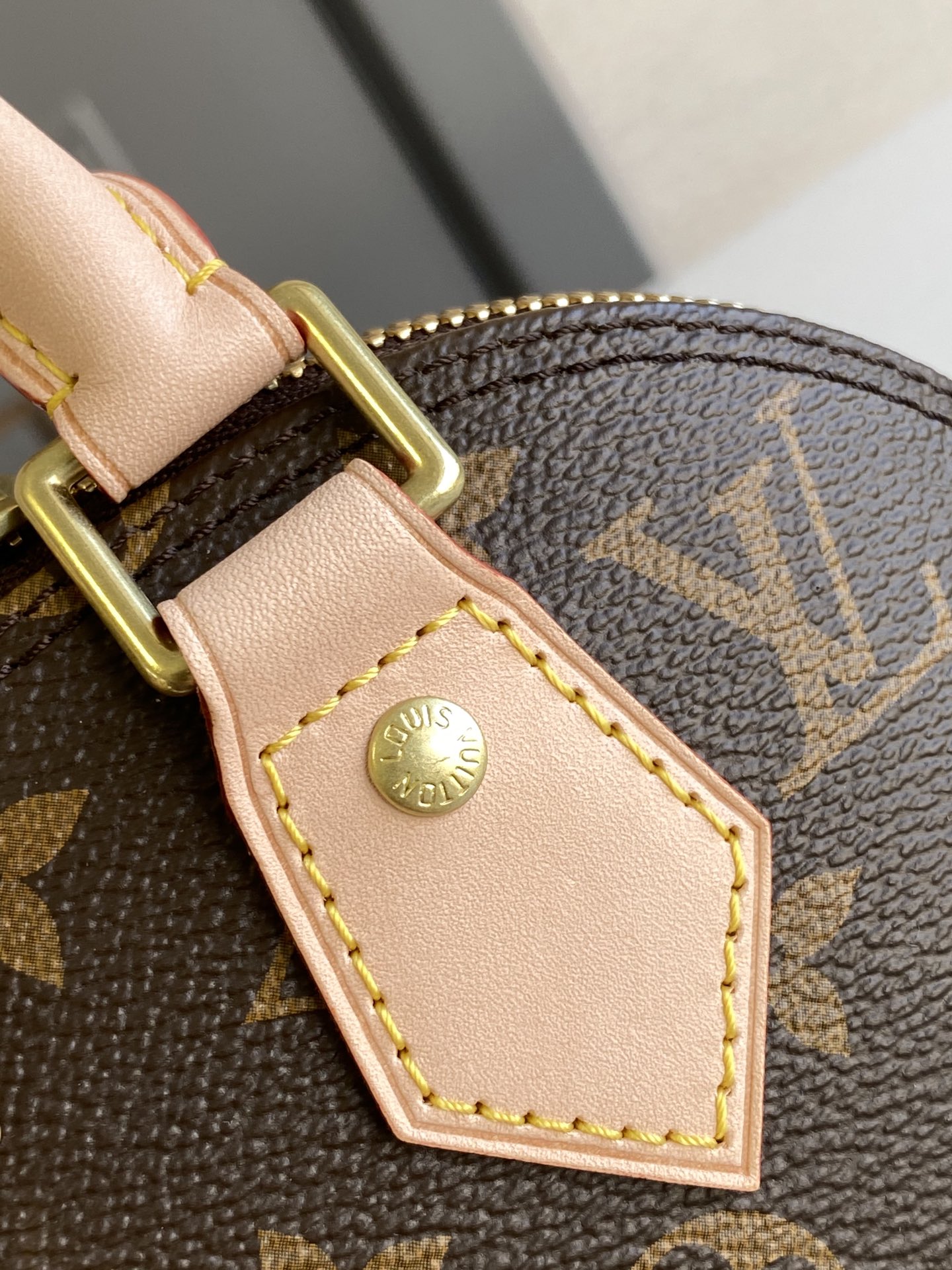 Louis Vuitton Alma BB M53152