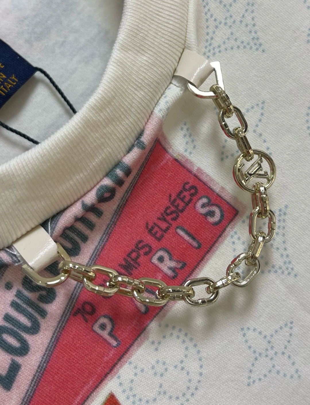 LOUIS VUITTON Mahina Patch Print T-Shirt