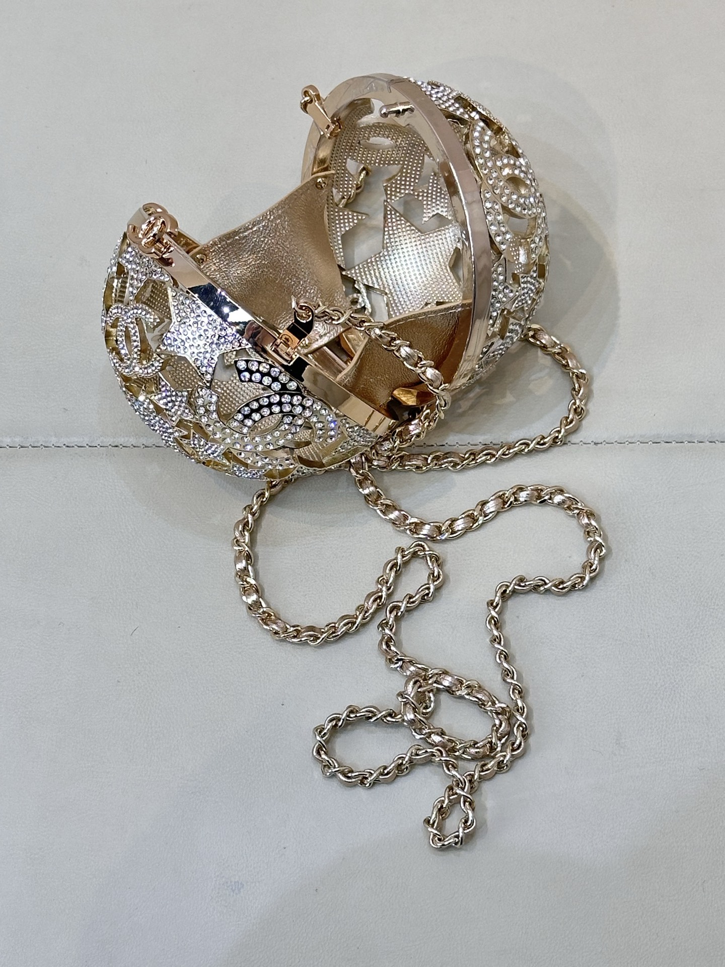 Chanel Métiers d’art Sphere Minaudiere Gold-Tone Metal & Strass Golden & Crystal