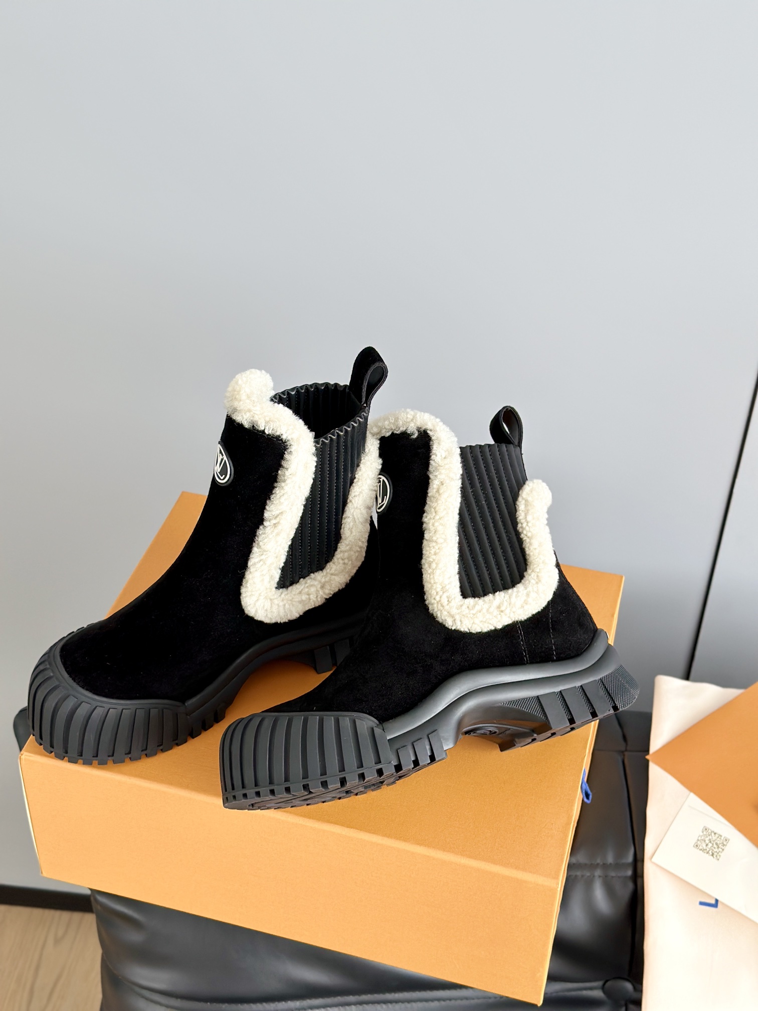 L House Ruby Chelsea Lamb ankle boots Doc Martens