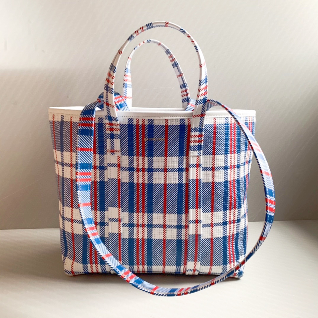 𝗕a𝗹𝗲𝗻𝗰𝗶𝗮𝗴𝗮 New Tote Bag