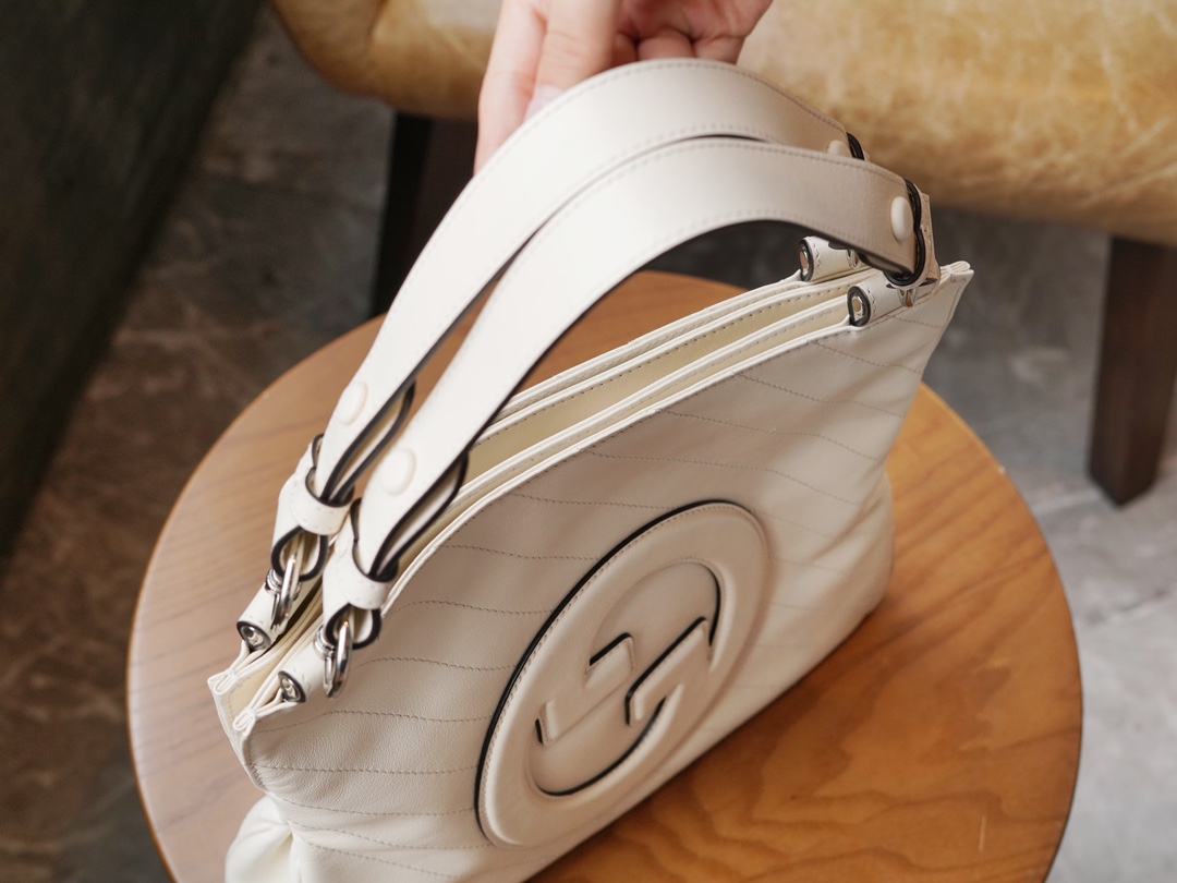 GUCCI BLONDIE SMALL TOTE BAG-751518