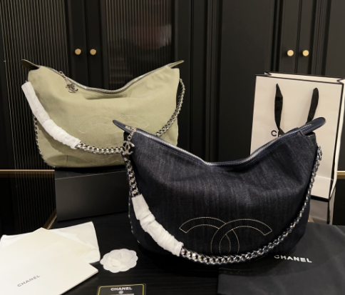 Chanel Hobo Shoulder Bag