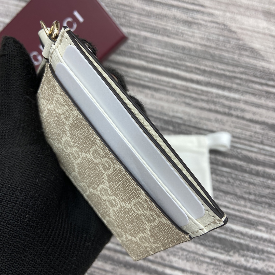 GG Emblem card case with strap-819121