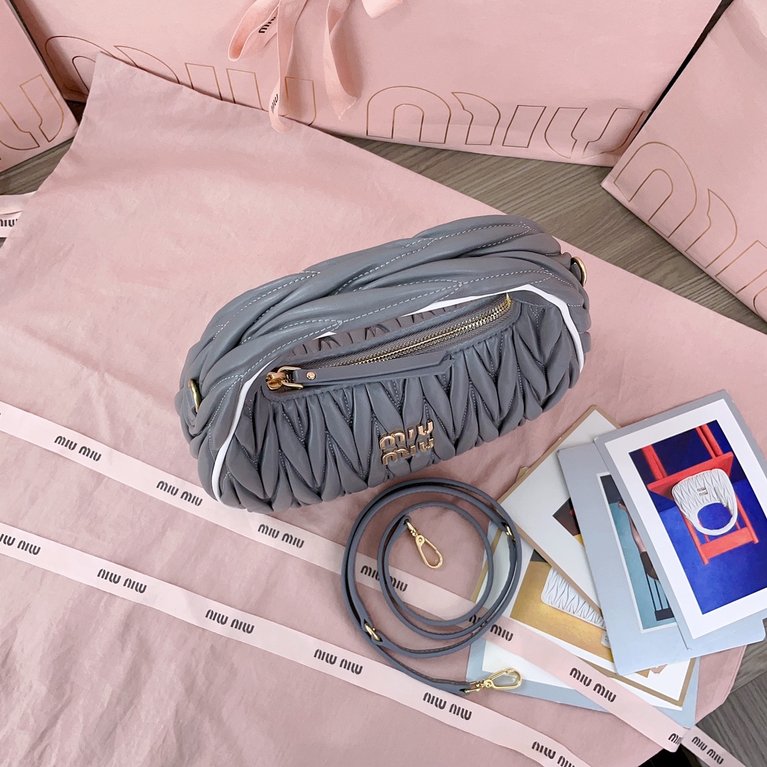 MIUMIU Wander matelassé nappa leather bag