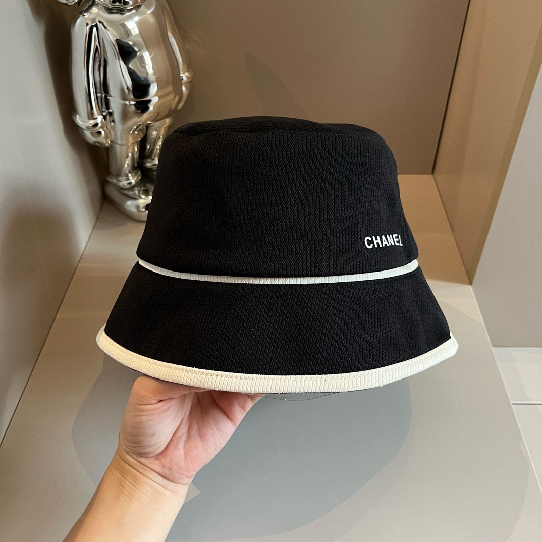 Chanel new bucket hat-Black
