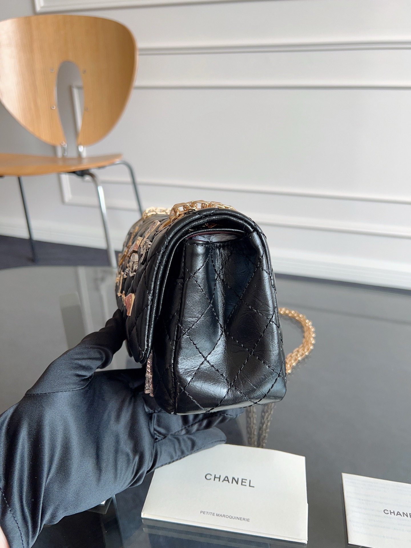 Chanel 2019 New Perfume Bottle 1112 Badge Bag