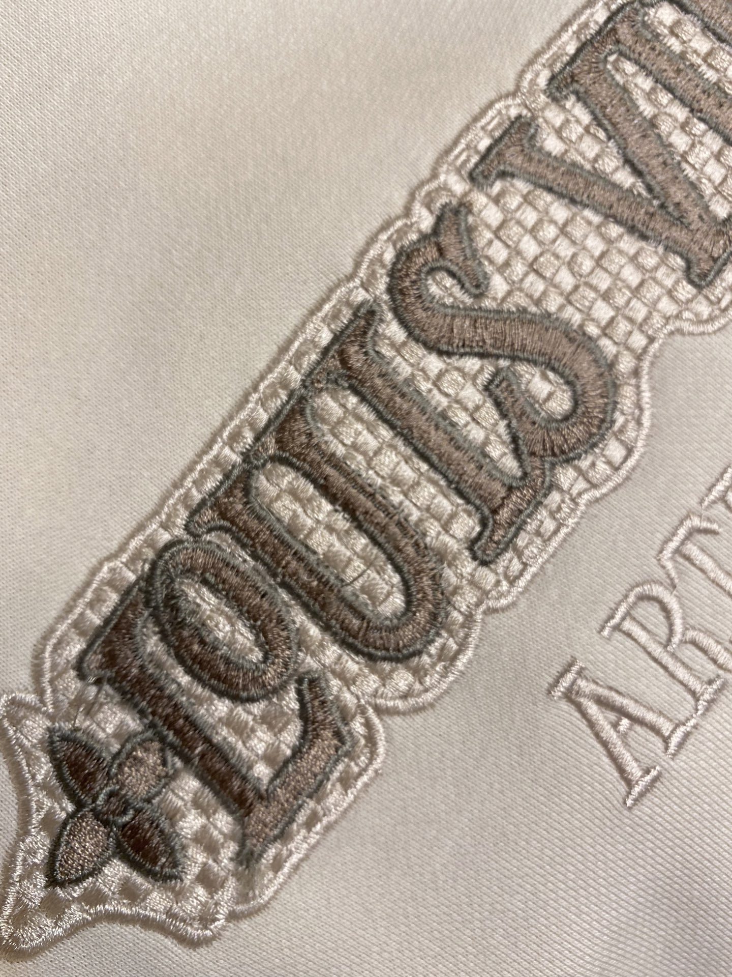 LV 1AHW32 Embellished Half Zip Sweatshirt