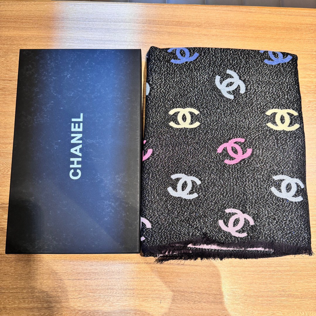 Chanel Chanel Rainbow scarf