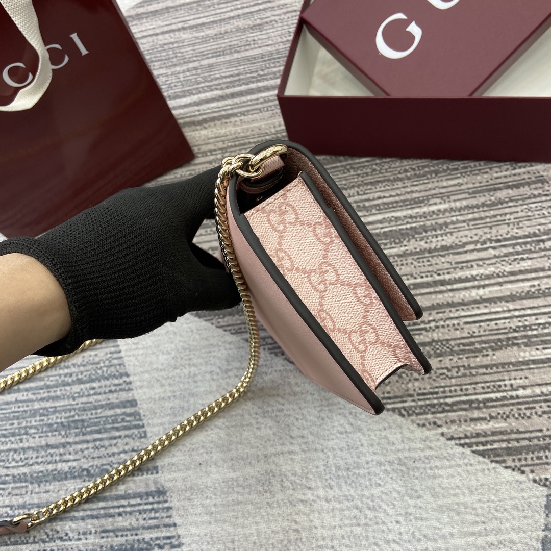 Gucci GG Emblem Chain Wallet