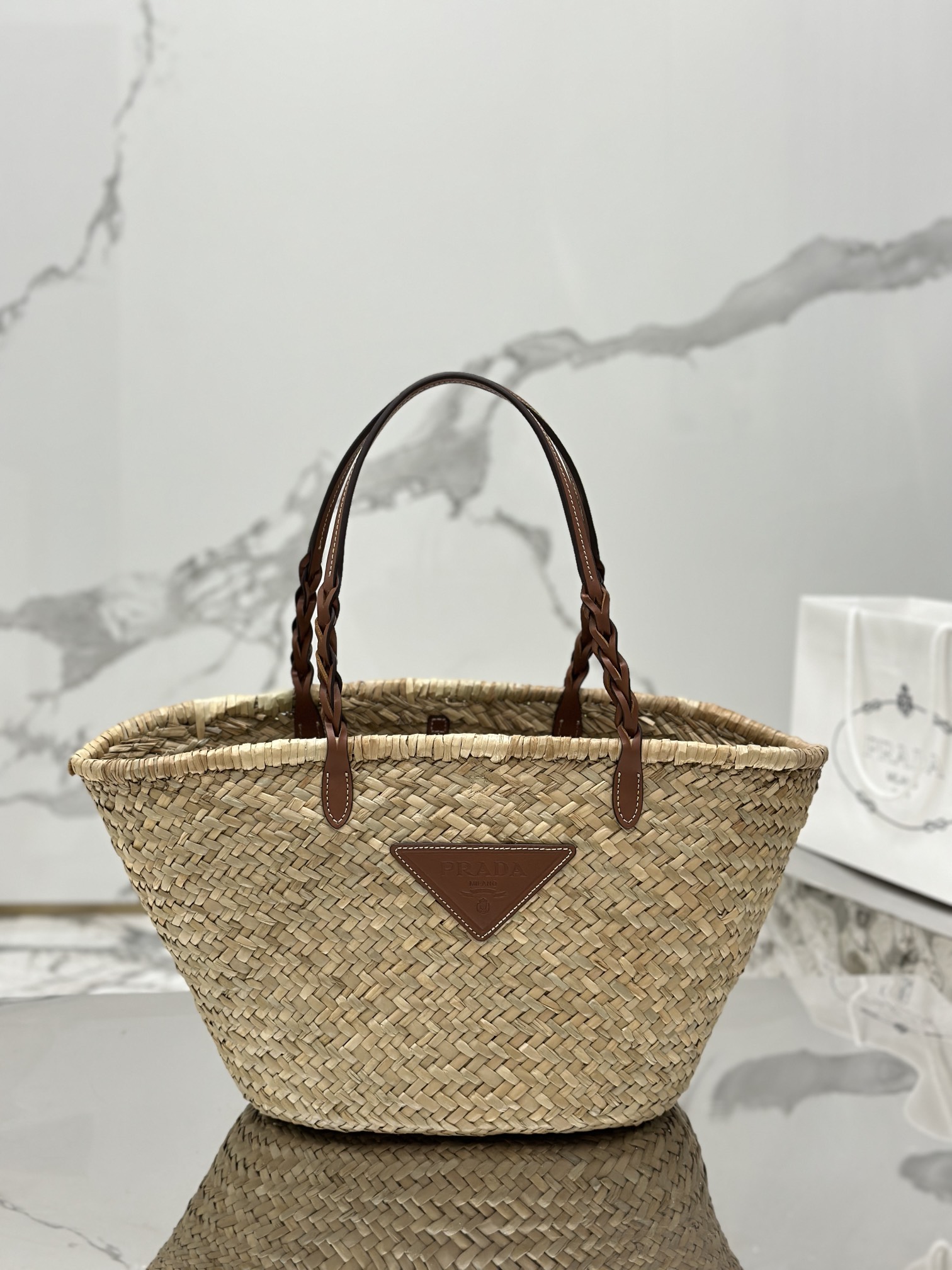 Chic Raffia Market Tote