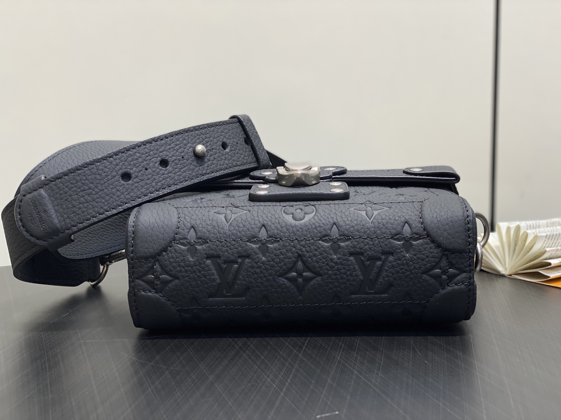 Louis Vuitton M13871 Soul Trunk Bag