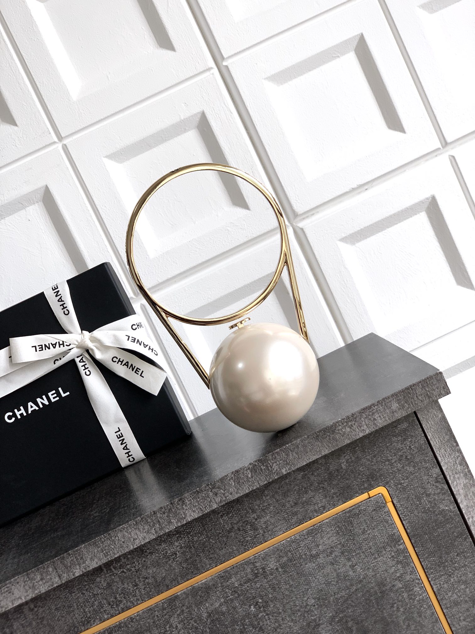 Chanel Fall/Winter 2025 Large Pearl Spherical Handbag