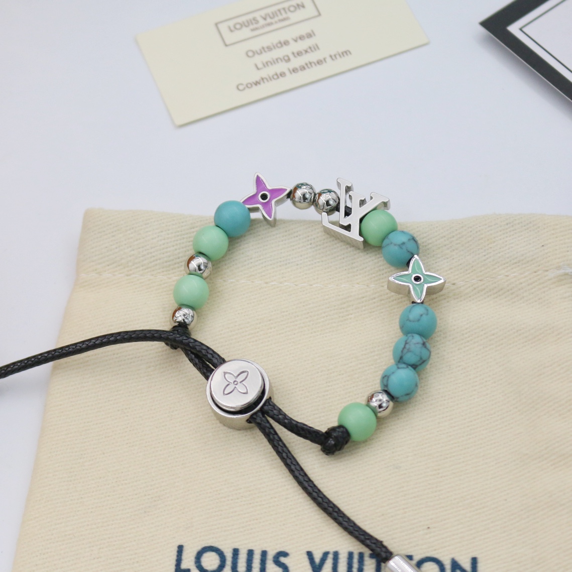 Louis Vuitton Beads Blue jewel round beads