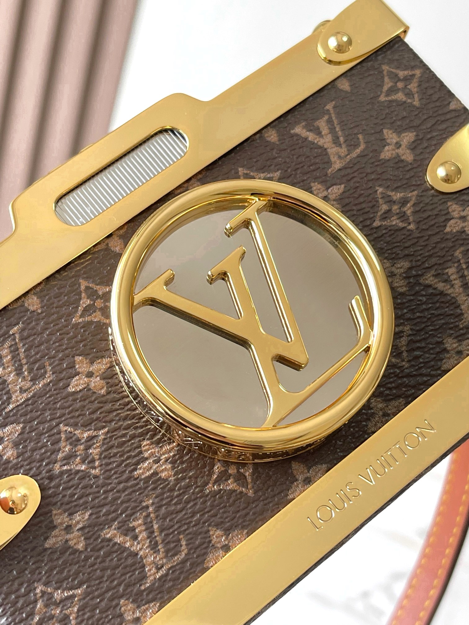 Louis Vuitton Pic Trunk Monogram Canvas – Shoulder and Crossbody Bags – M47116