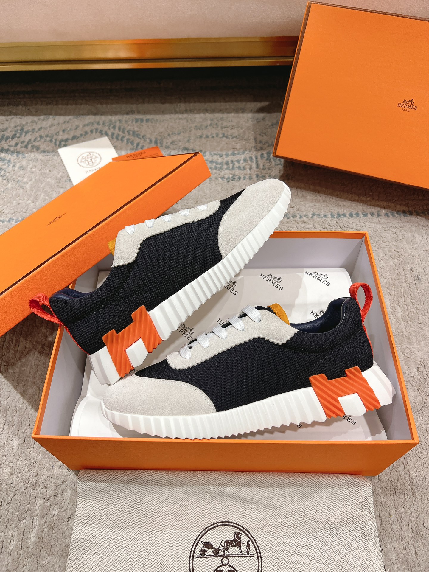 Hermes early autumn new couple casual shoes-black