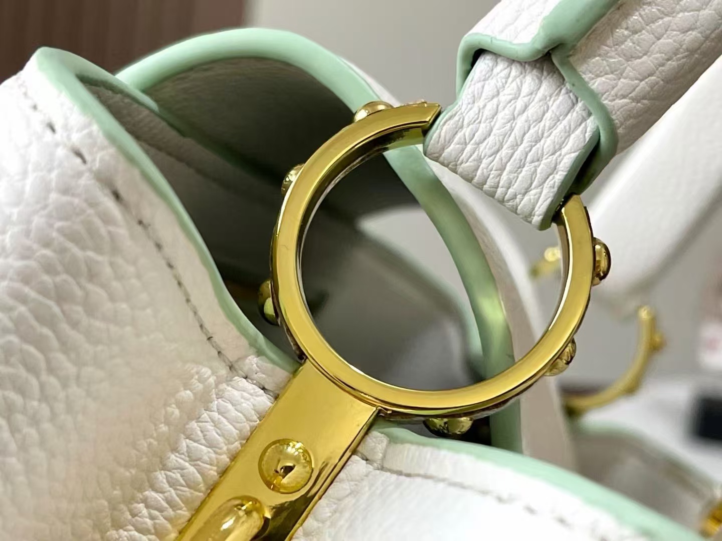 LV-Capucines-Flower-green