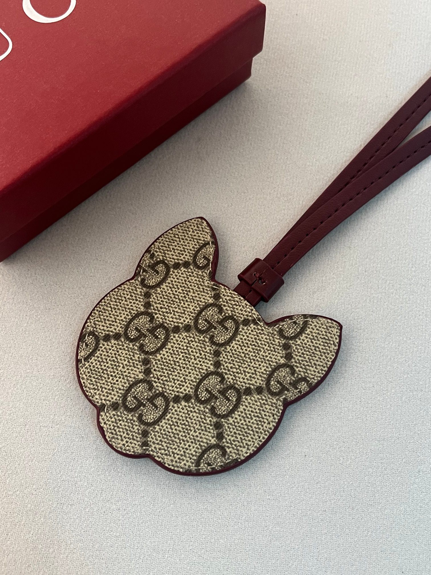 Gucci GG Emblem Cat Charm