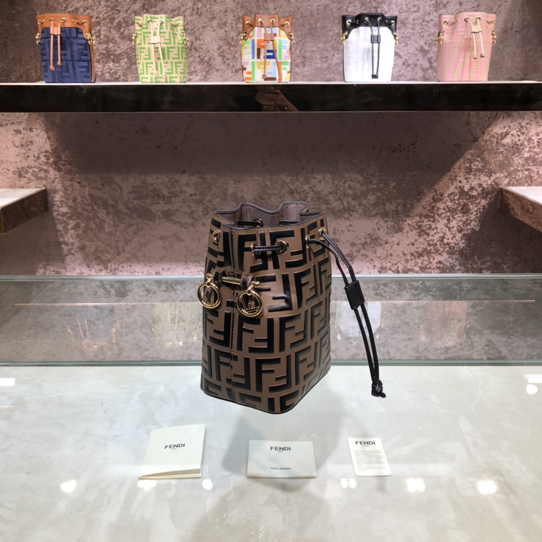 FENDI-Calfskin FF Logo Bucket Bag-Caramel