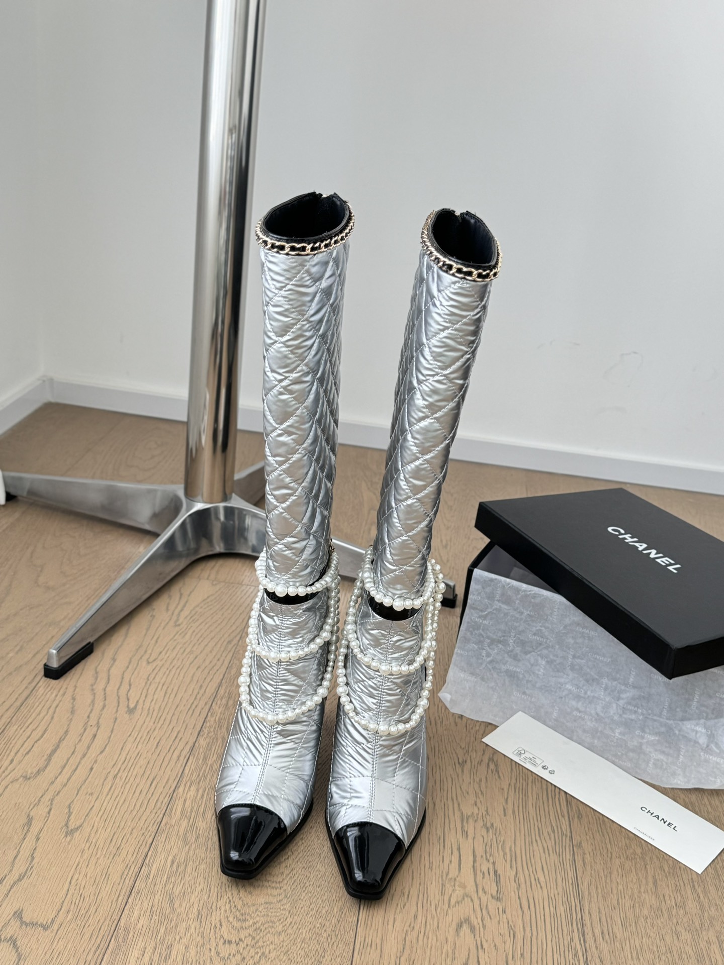 Chane* new autumn/winter boots-white