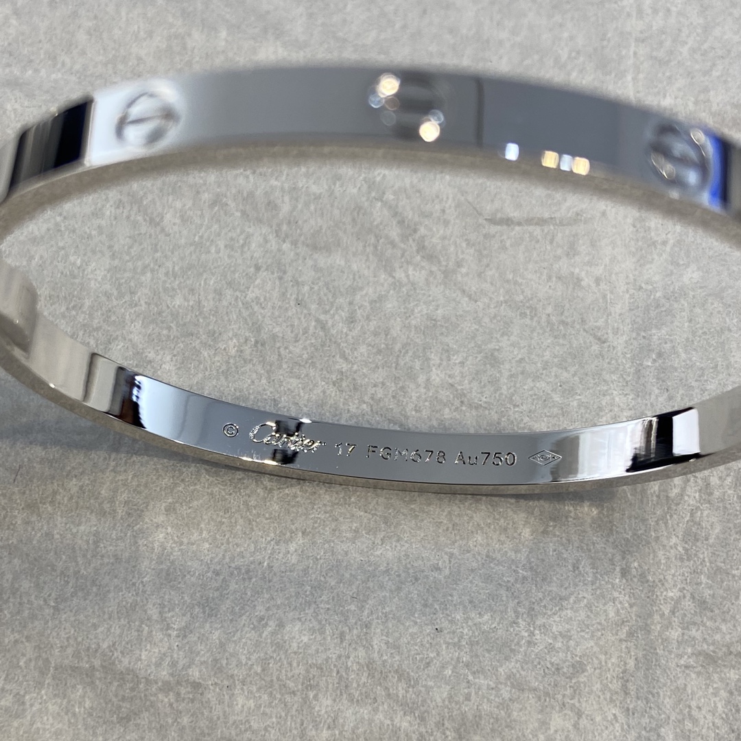 Cartier-Love bracelet