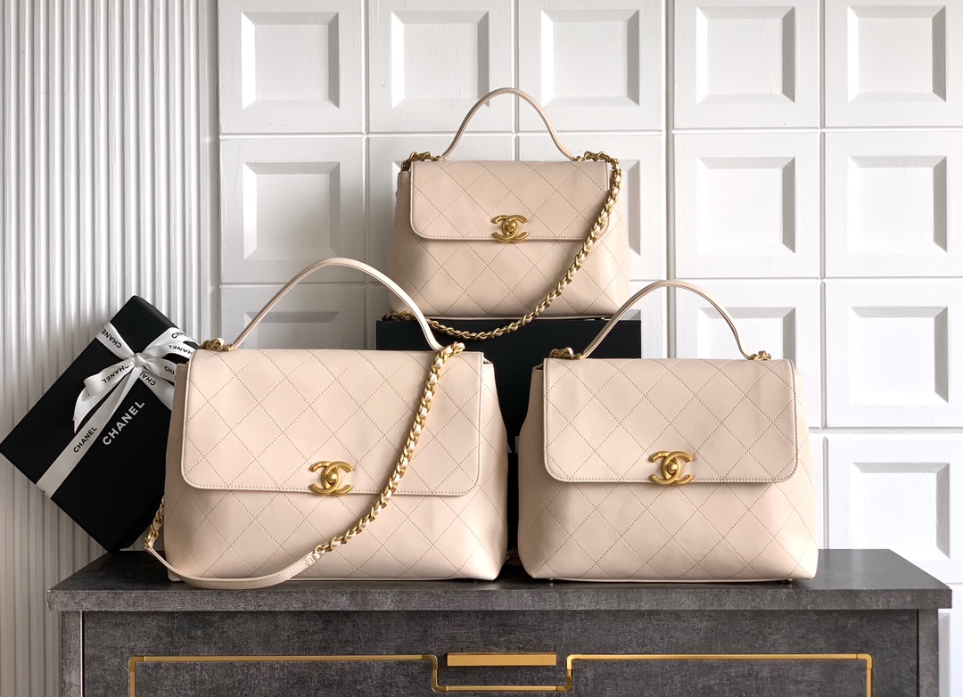 Chanel 25S Light Beige