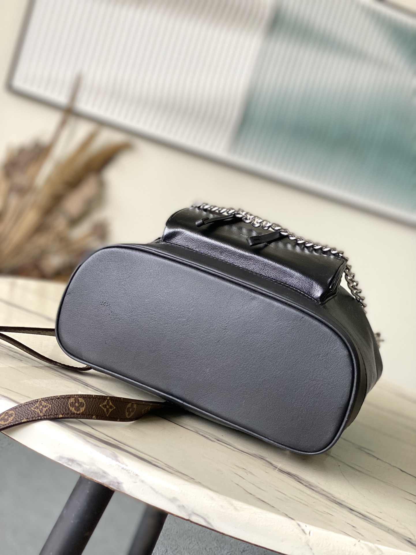 LV M12587 Montsouris Vibe PM