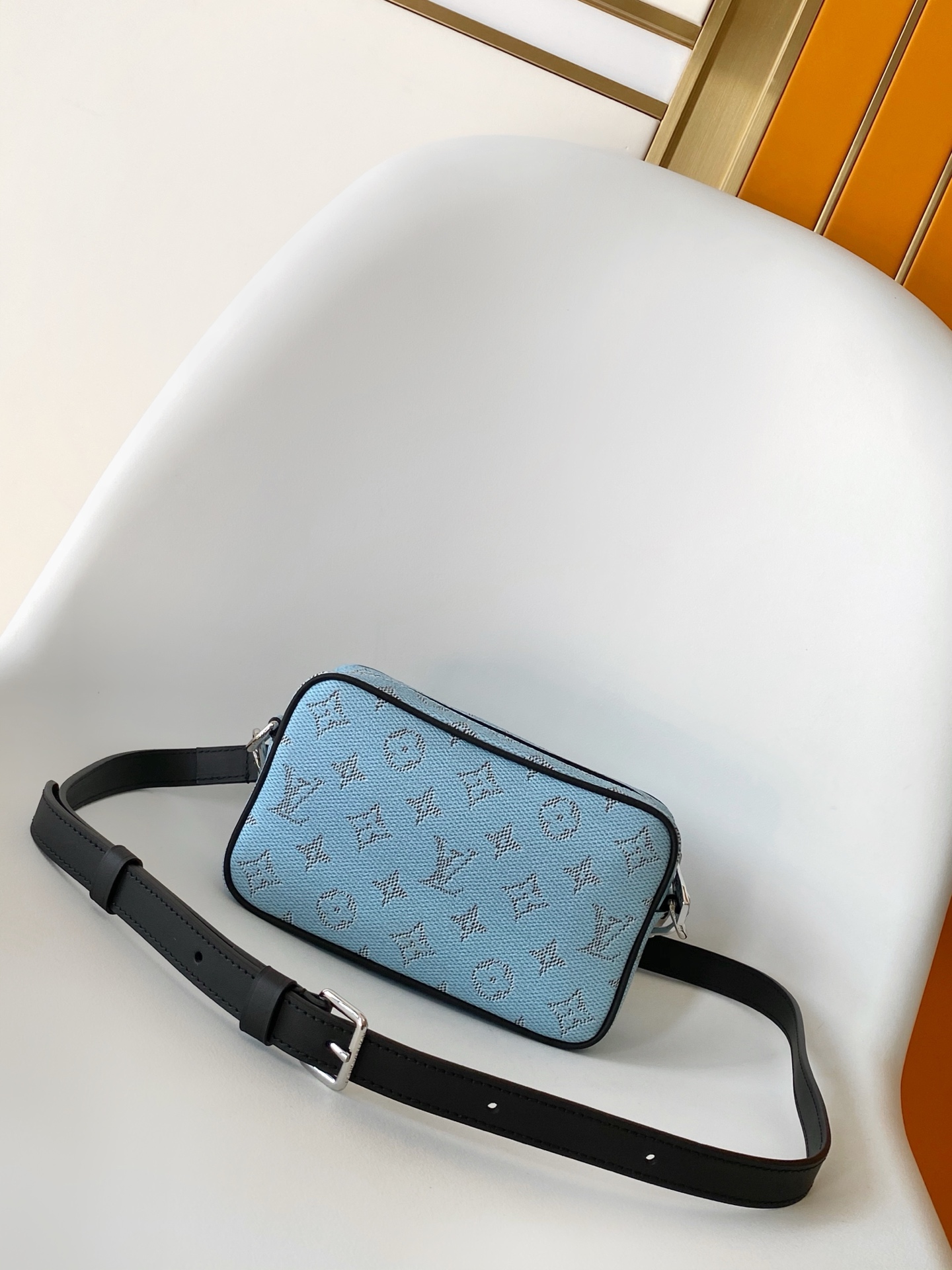 LV M14684 Trocadéro Wearable Wallet