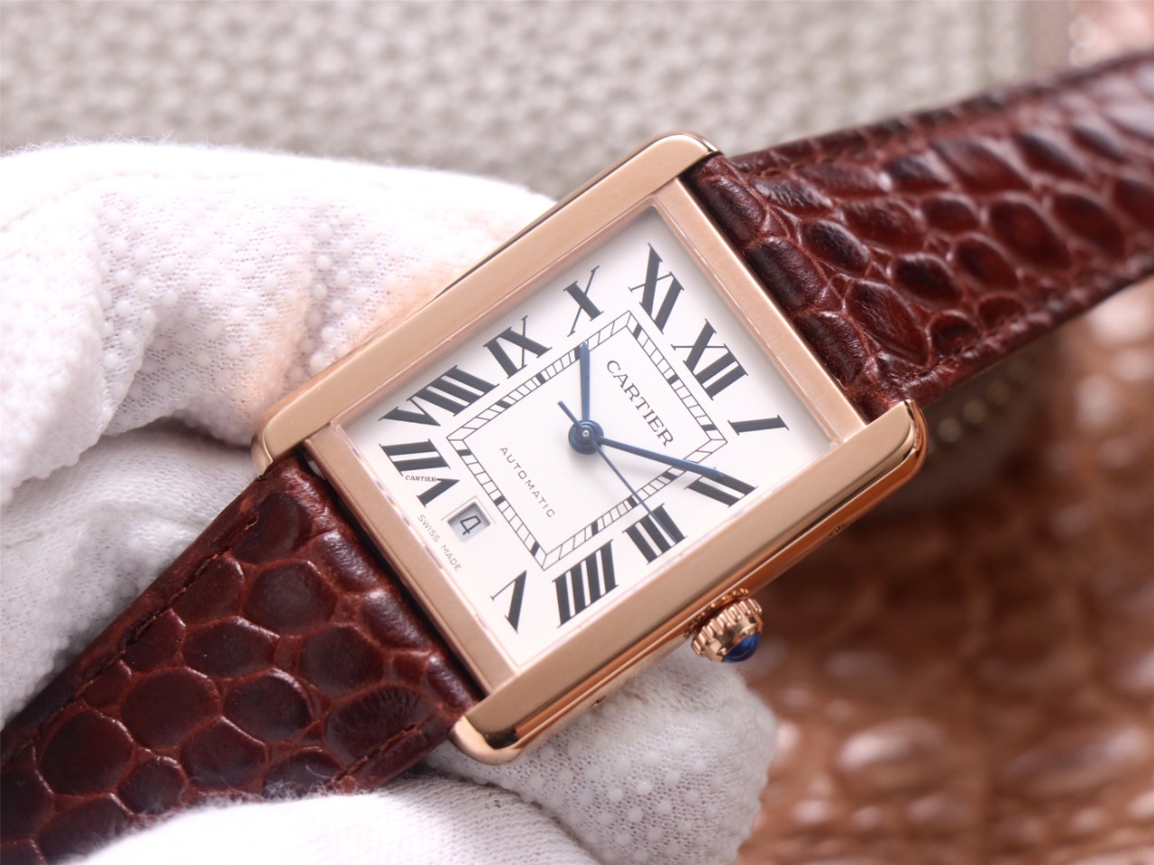 Cartier-Tank Louis Cartier