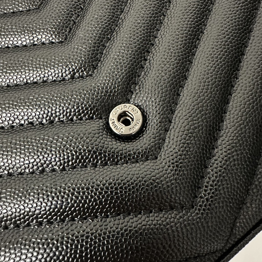 Cassandre Chain matelassé textured-leather wallet