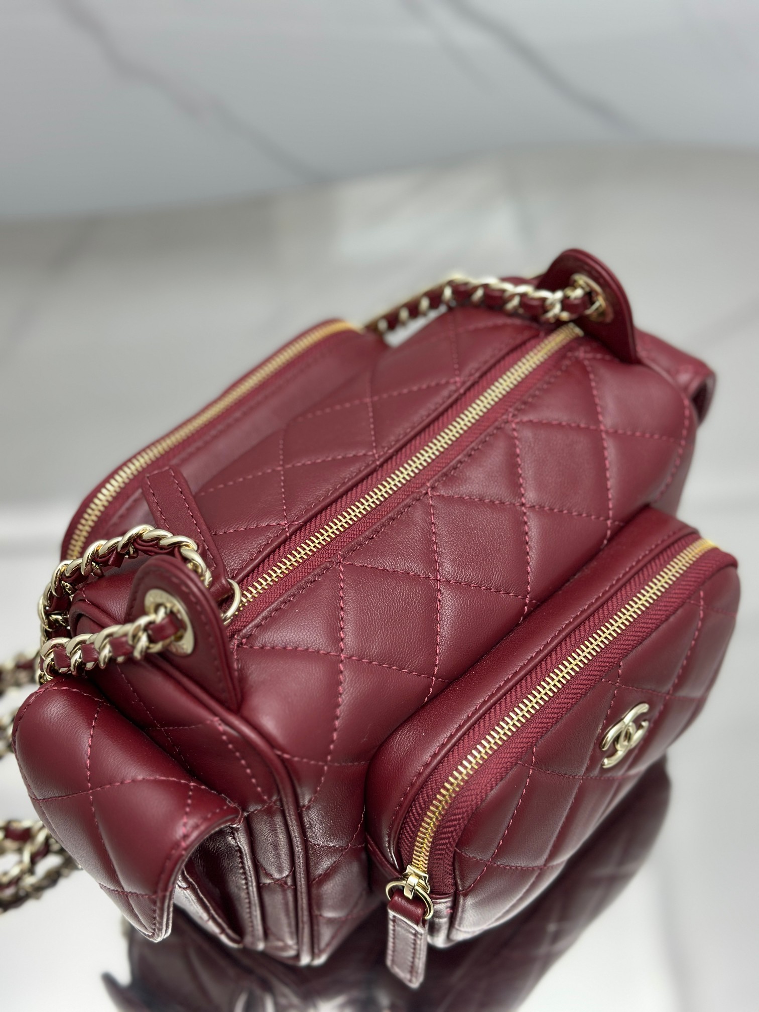 24K camera bag small date red