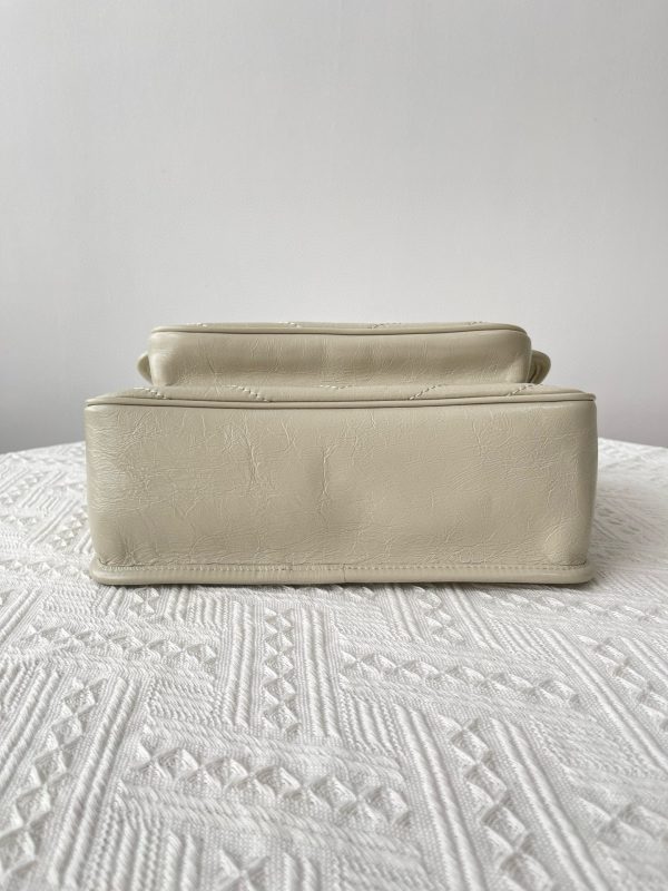 YSL-Niki-28cm-Cream white-633158