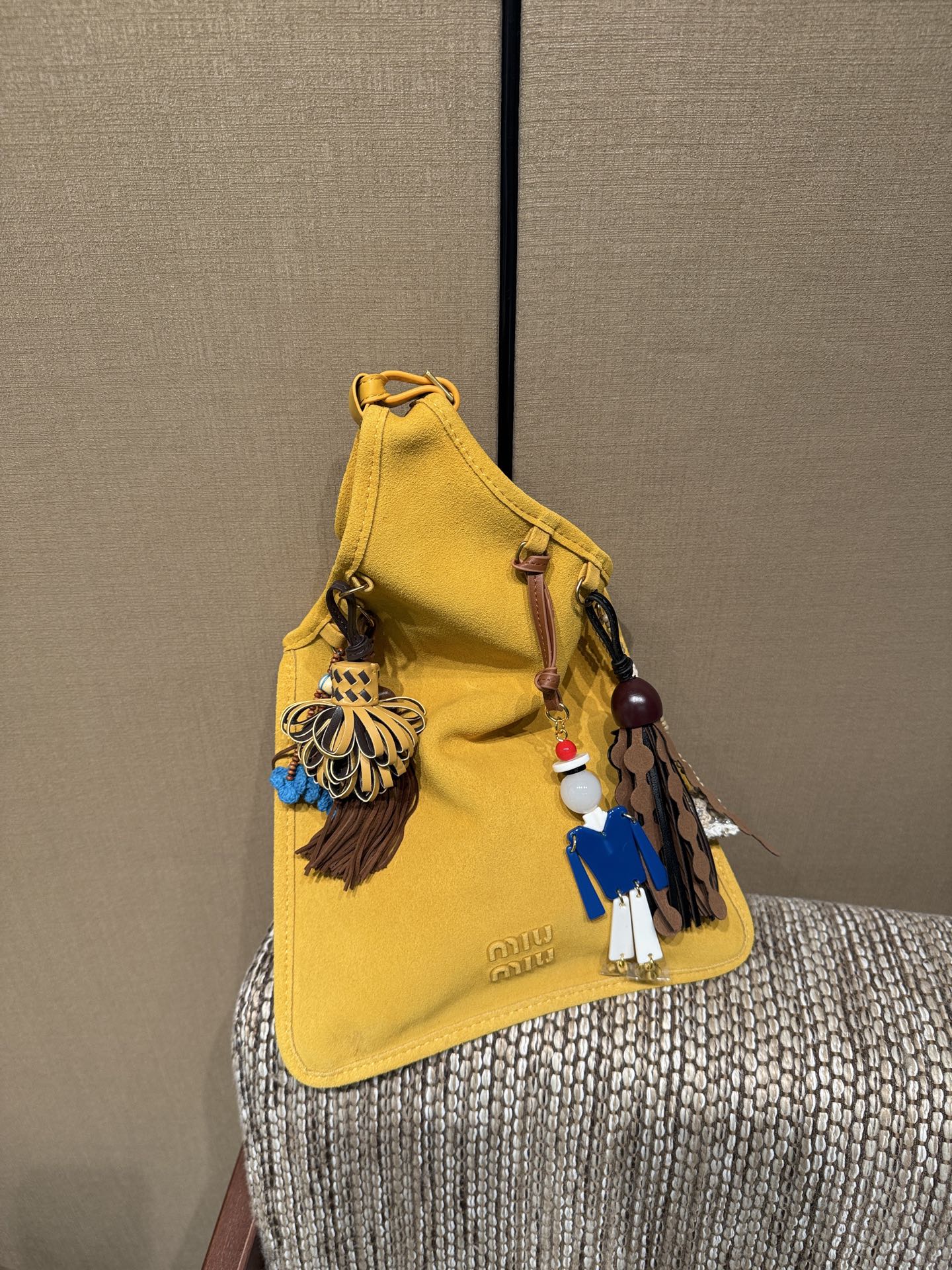 MIUMIU-FROM THE RUNWAY Suede bag with trick