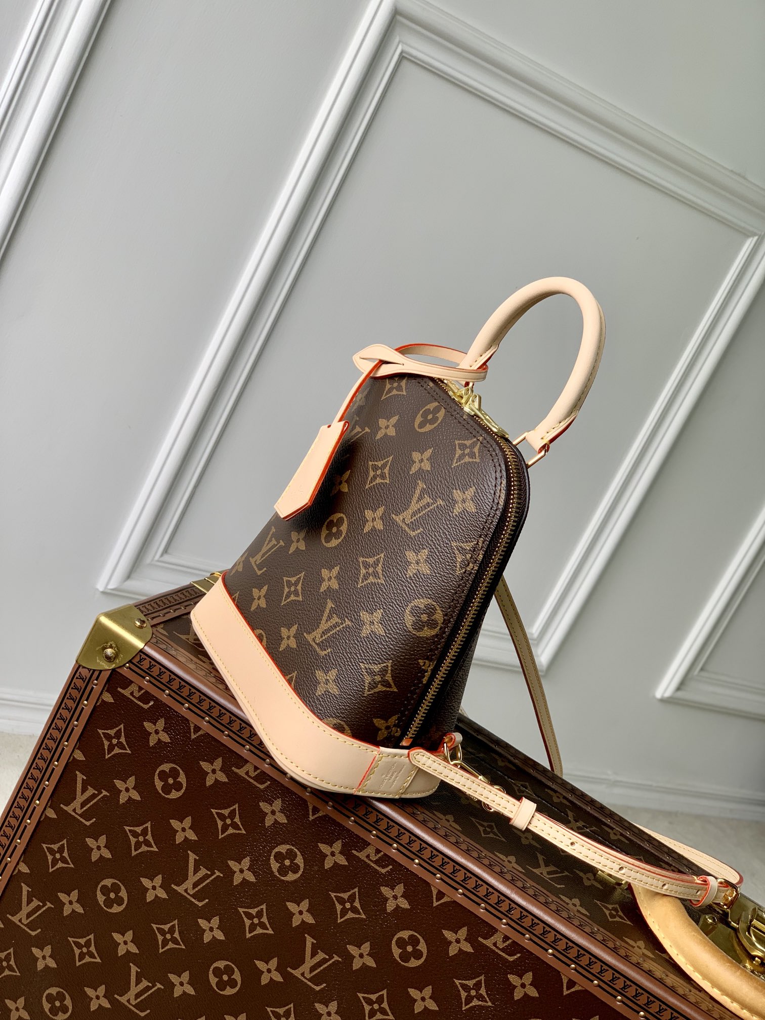 Louis Vuitton M47132 Alma Backpack Monogram