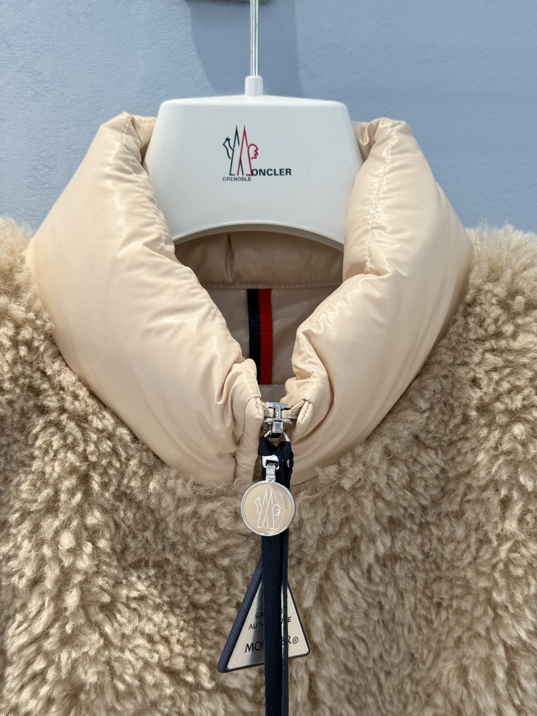 MONCLER Planeze sleeveles jacket