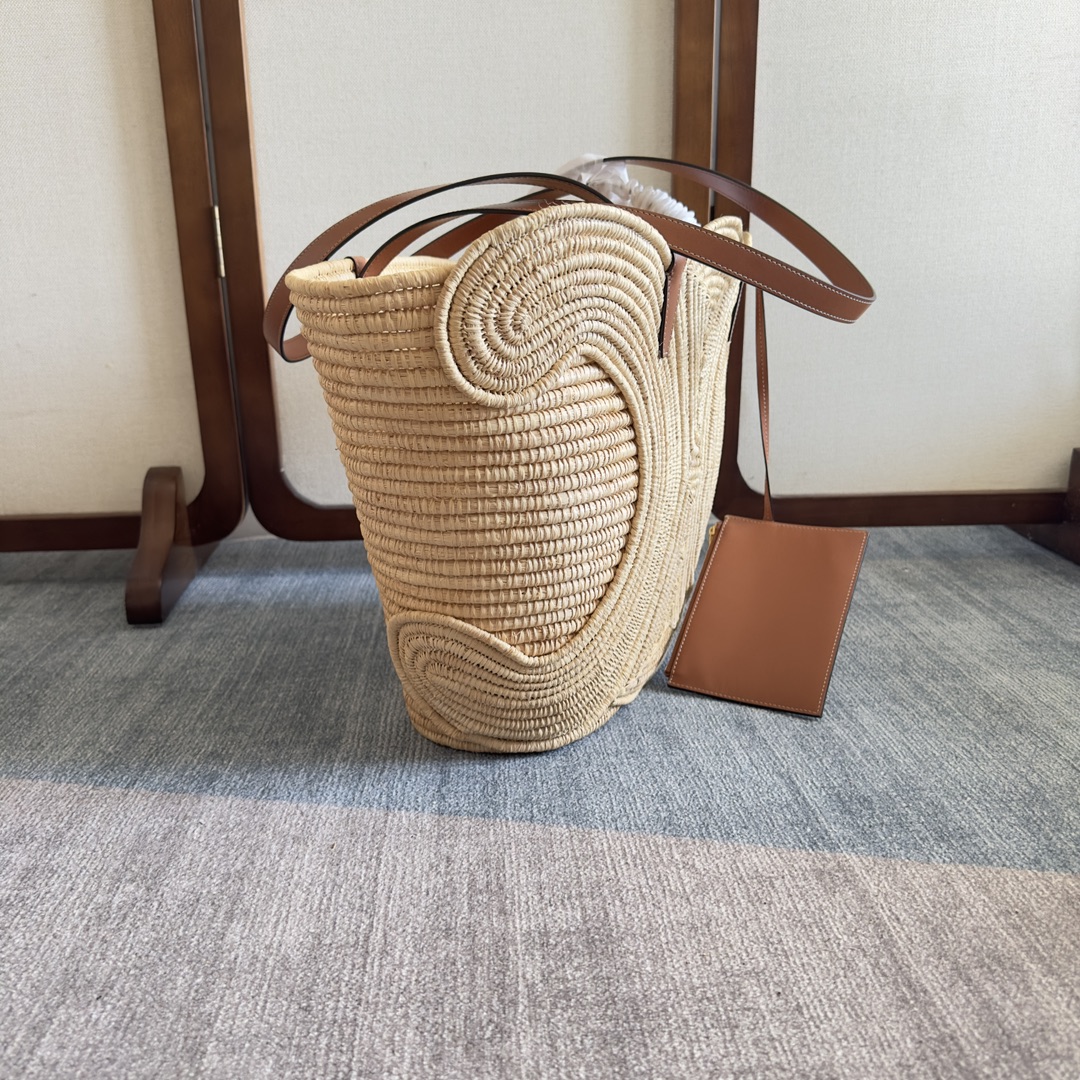 CELINE Natural Plant Materials and Leather Medium Woven TRIOMPHE Basket Bag