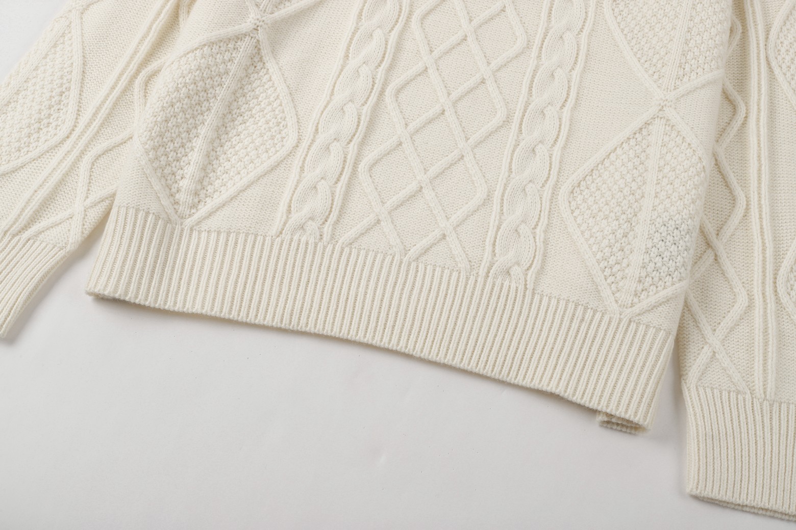 Dior DI- New autumn/winter sweater