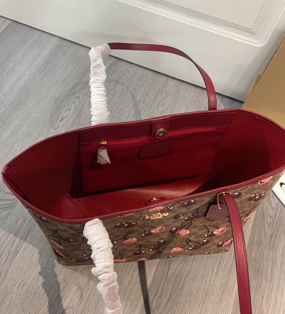 COACH- Cherry City Tote
