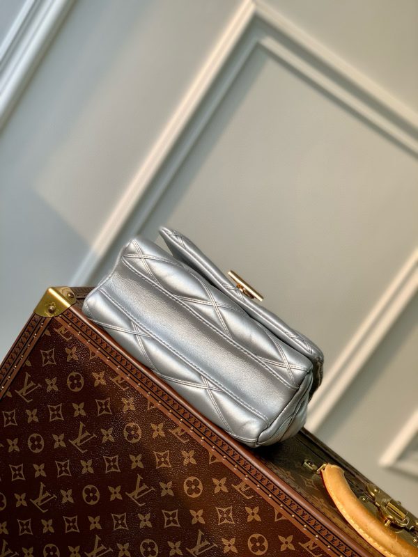 Louis Vuitton M22891 GO-14 MM Sliver