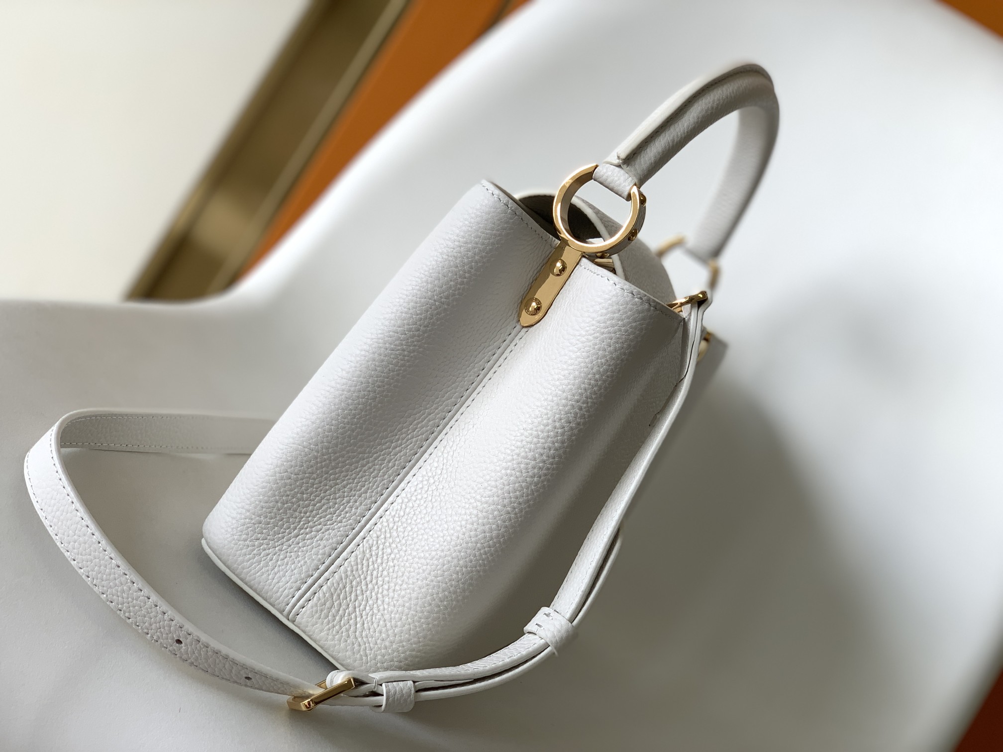 Capucines-M56071- whitemini handbag