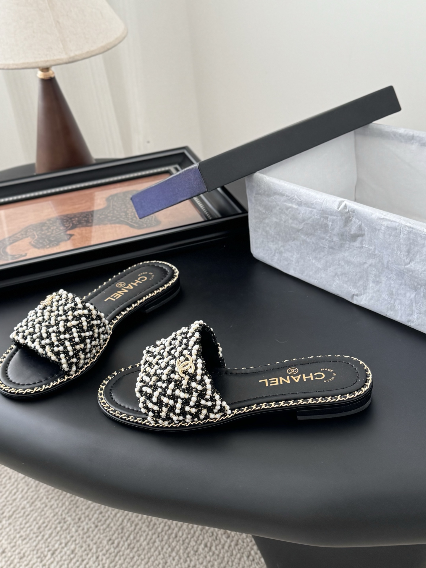 Chanel Spring-Summer New Pearl Slippers